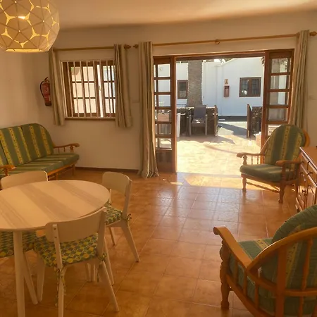 Villa Las Brisas, 94